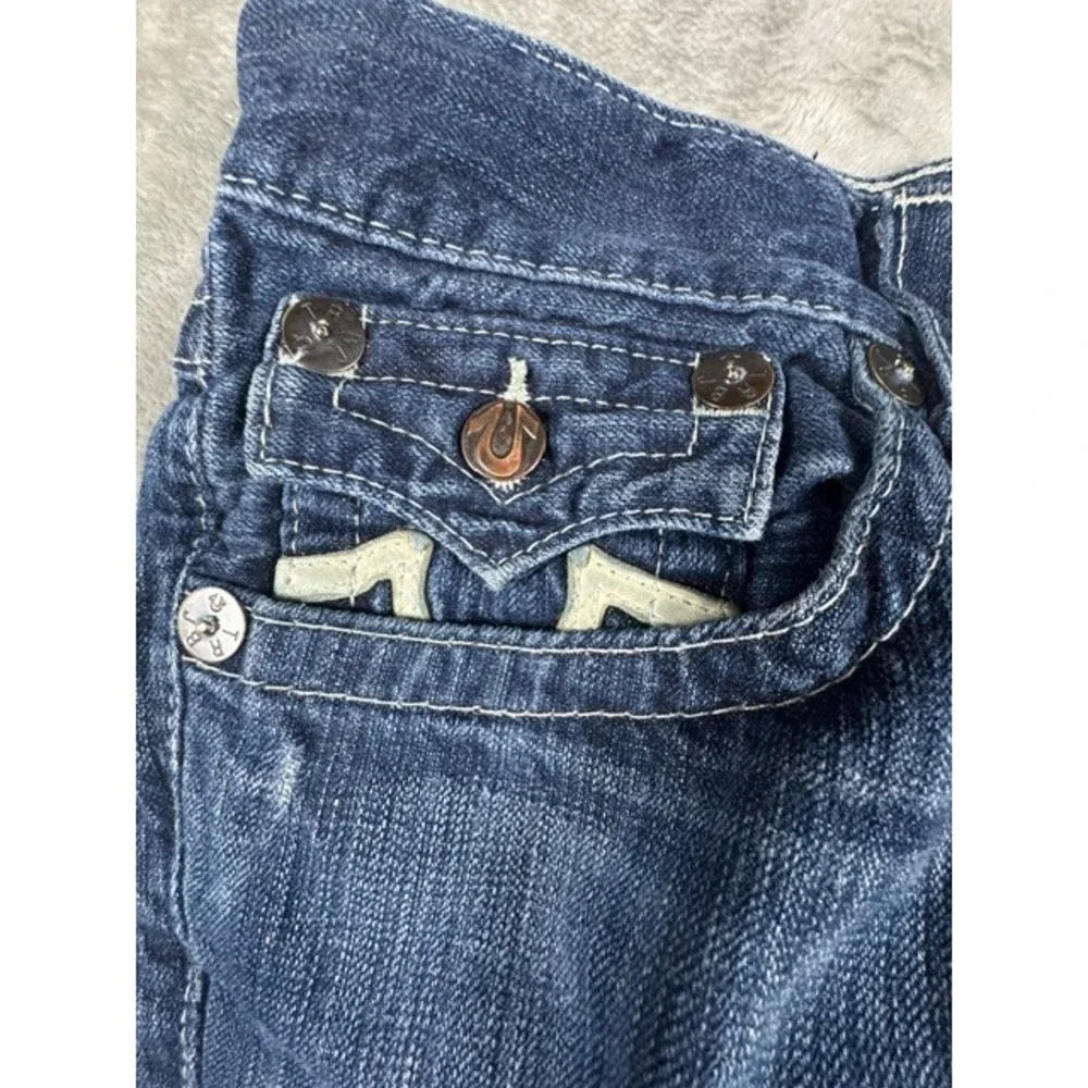 True Religion Jeans M 34 Joey Flare Dark Wash Horseshoe Flap Pocket Twisted Seam